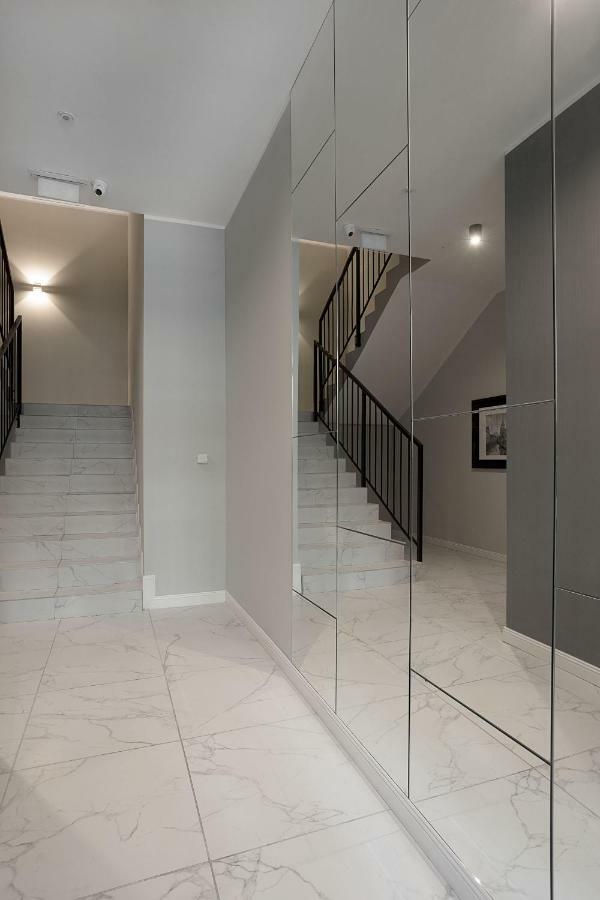 Viu Apartament Z Tarasem W Sercu Gdanska Buitenkant foto